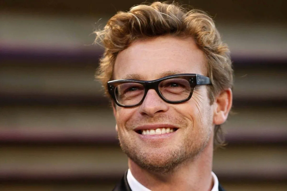 Simon Baker: droga do sukcesu i nowe wyzwania